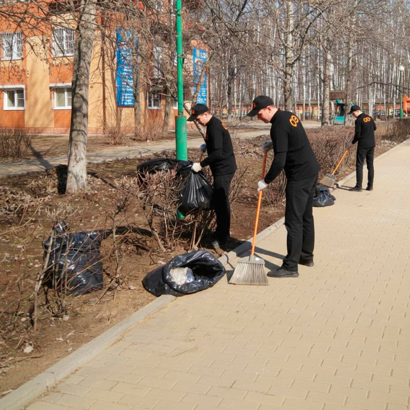 Уборка территории  в Кирове